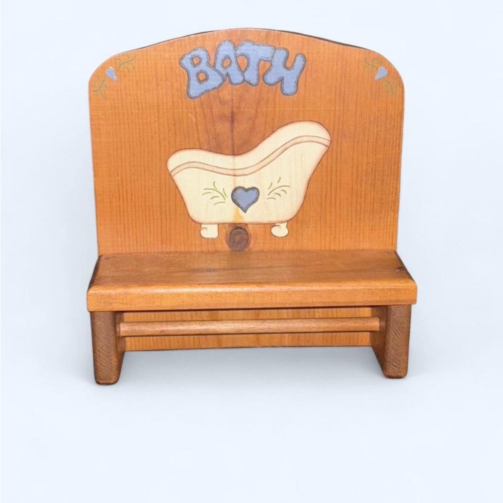 Wooden Bath Decor with Heart Design